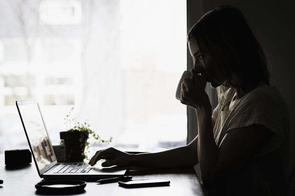 Cross-device synchronization with browsers